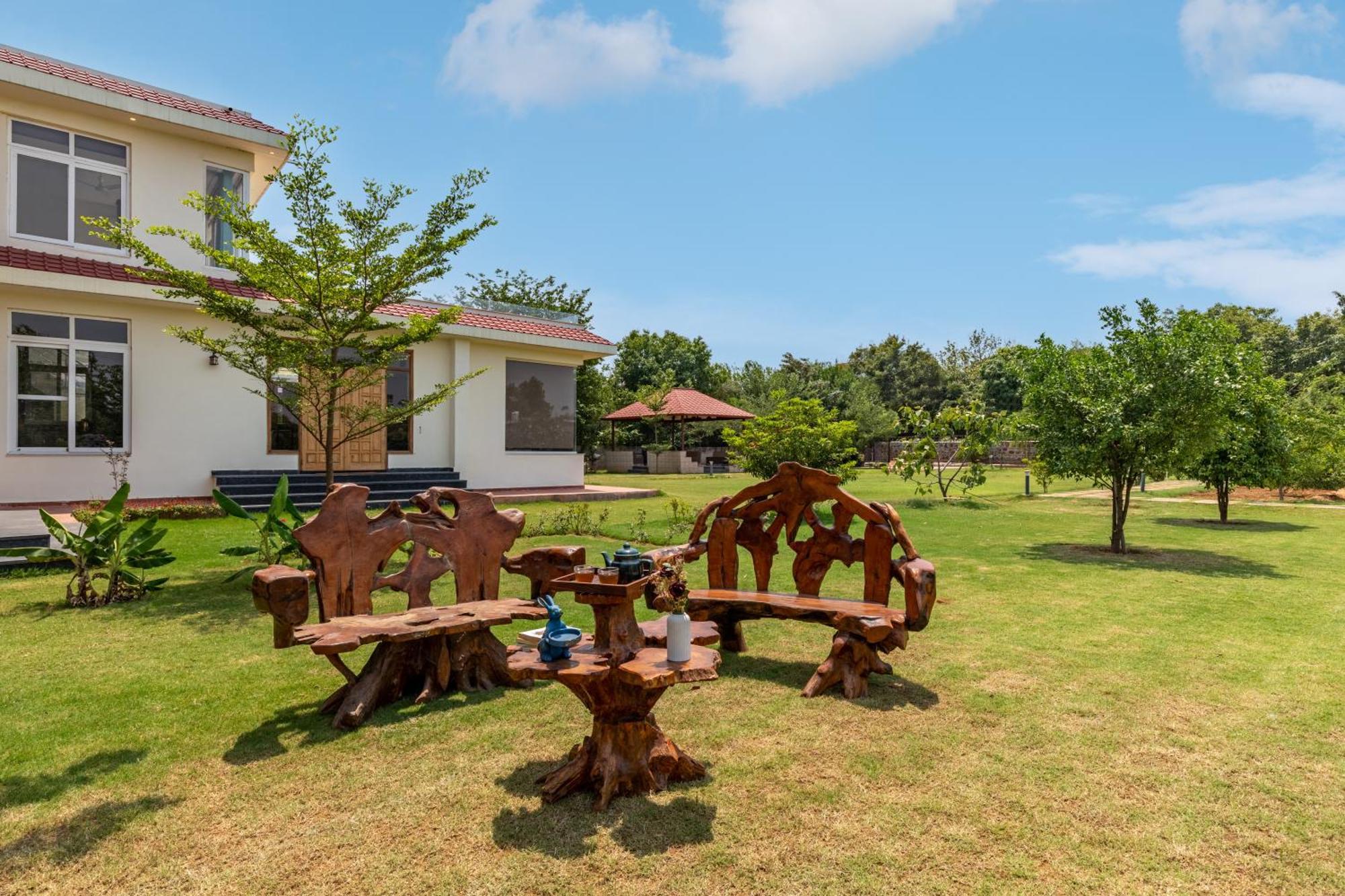 Alaya Stays Raga 2Bhk Farmstay With An Entertainment Lounge Sohna Exterior foto